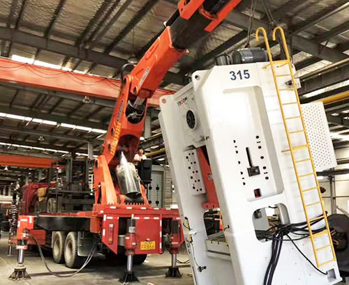 来安县提升工作效率，选择优质折臂吊租赁服务