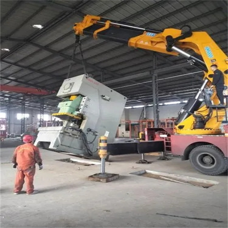 来安县80吨折臂吊车出租附近电话